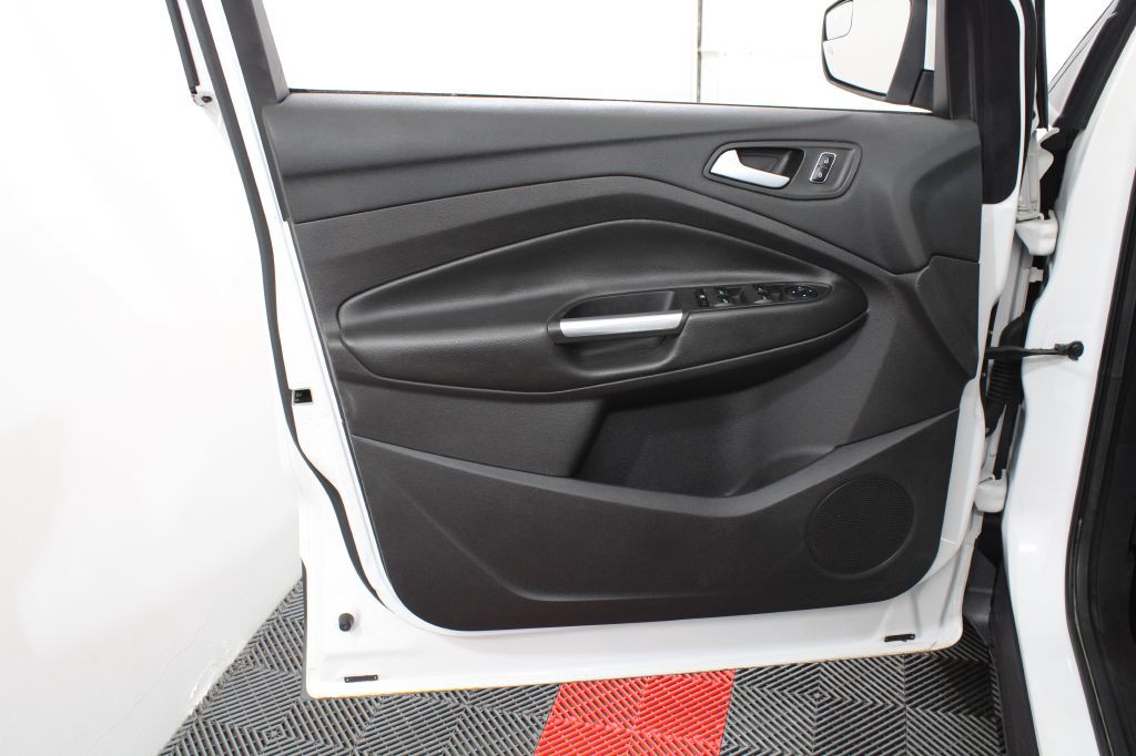 2016 Ford Escape Image 13