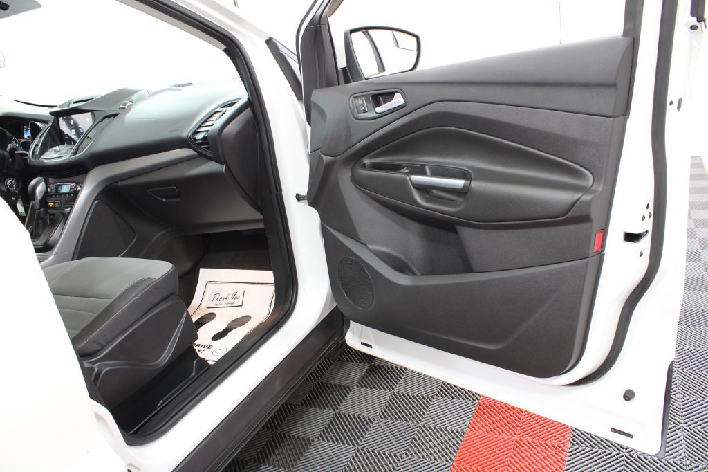 2016 Ford Escape Image 21