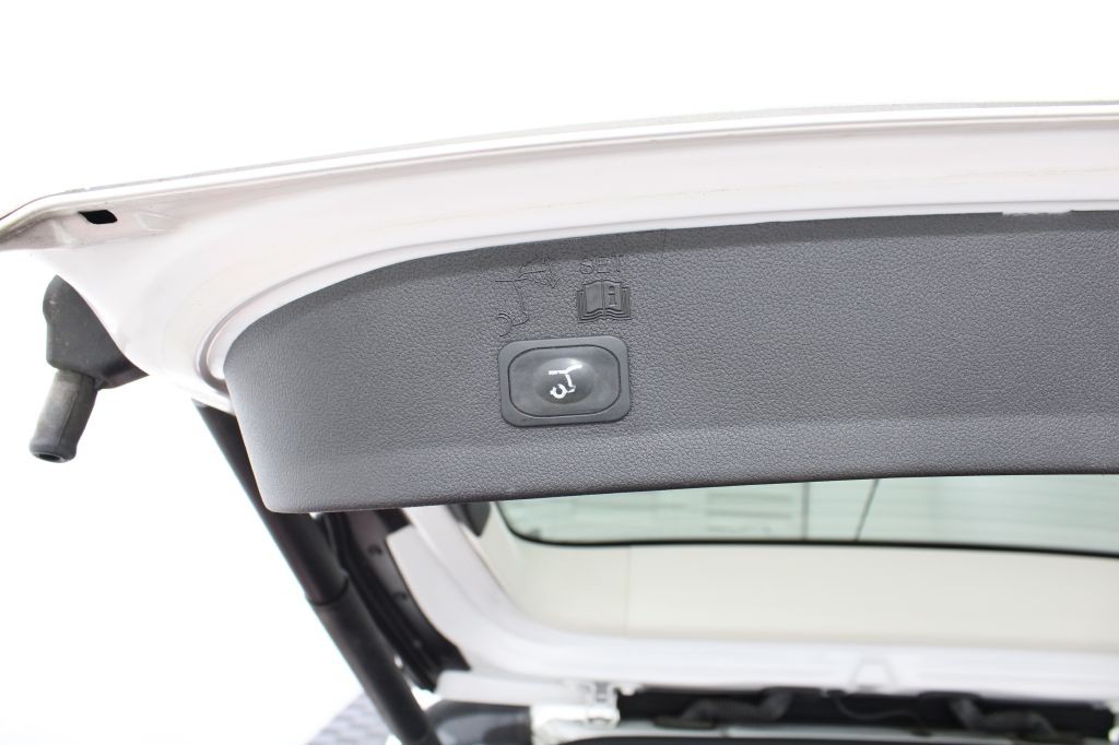 2016 Ford Escape Image 24
