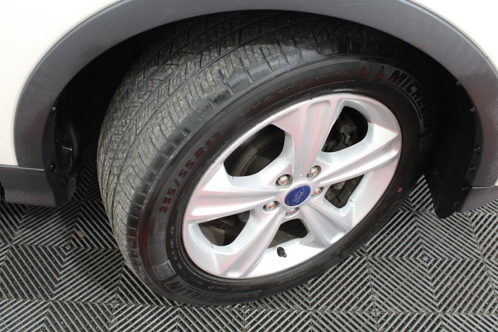 2016 Ford Escape Image 39