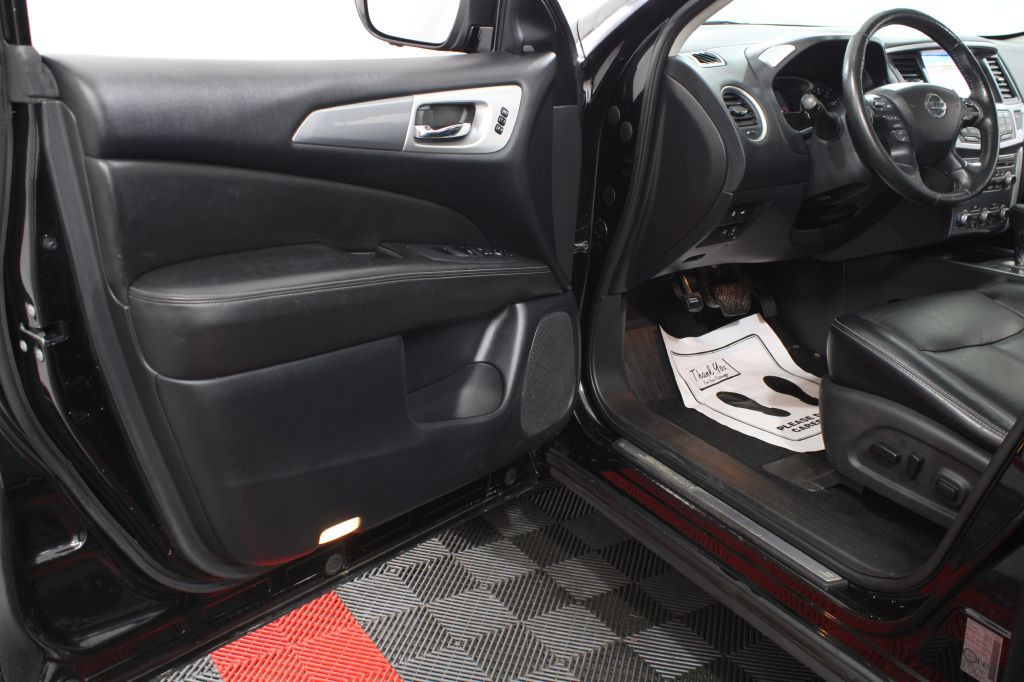2019 Nissan Pathfinder Image 14
