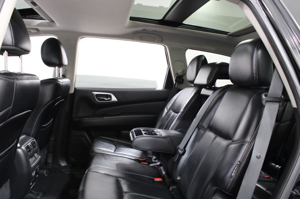 2019 Nissan Pathfinder Image 19