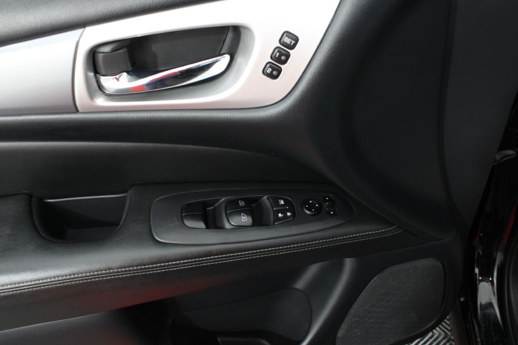2019 Nissan Pathfinder Image 50