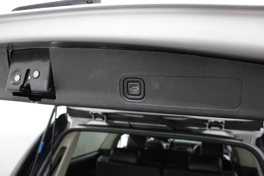 2012 GMC Yukon Image 19