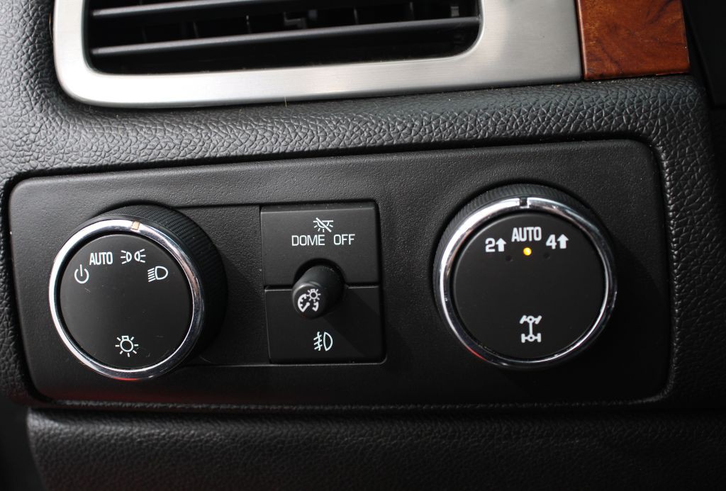 2012 GMC Yukon Image 30