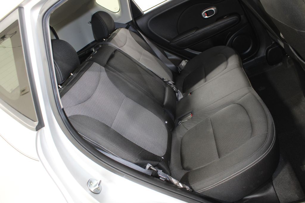 2017 Kia Soul Image 20