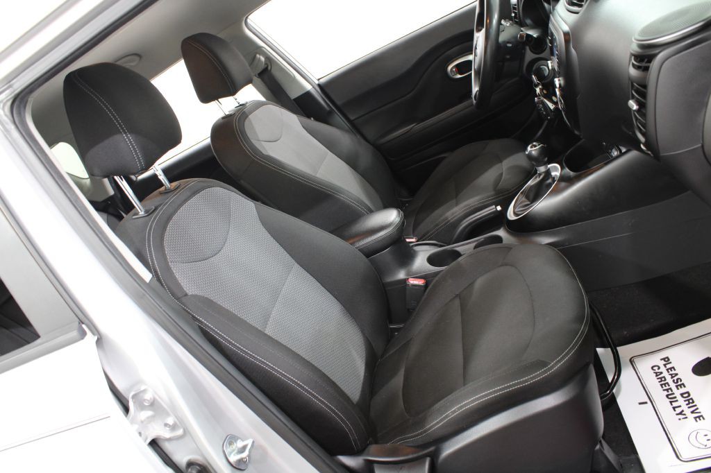 2017 Kia Soul Image 22