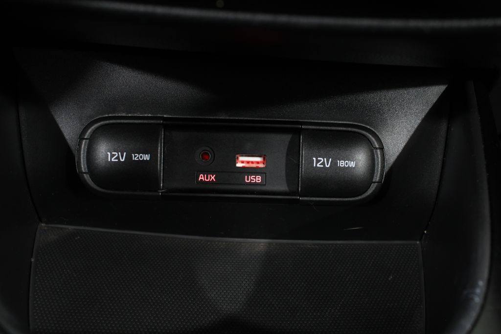 2017 Kia Soul Image 29