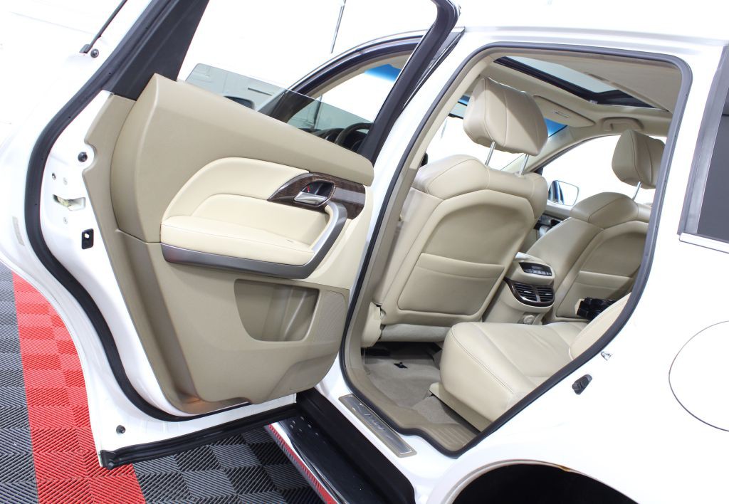 2011 Acura MDX Image 17