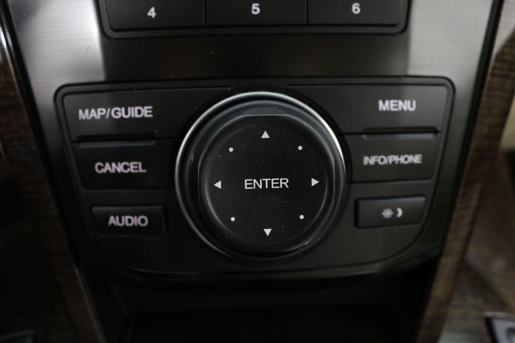 2011 Acura MDX Image 34