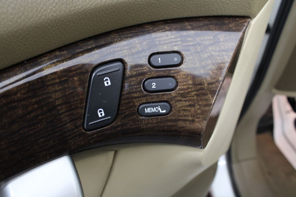 2011 Acura MDX Image 45