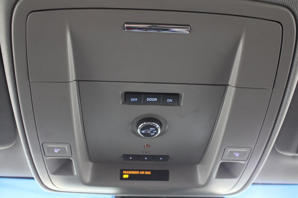 2016 GMC Yukon Image 41