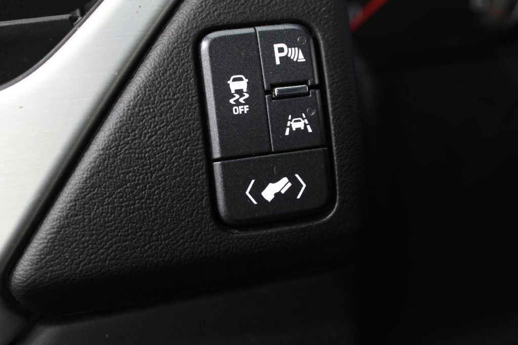 2016 GMC Yukon Image 47