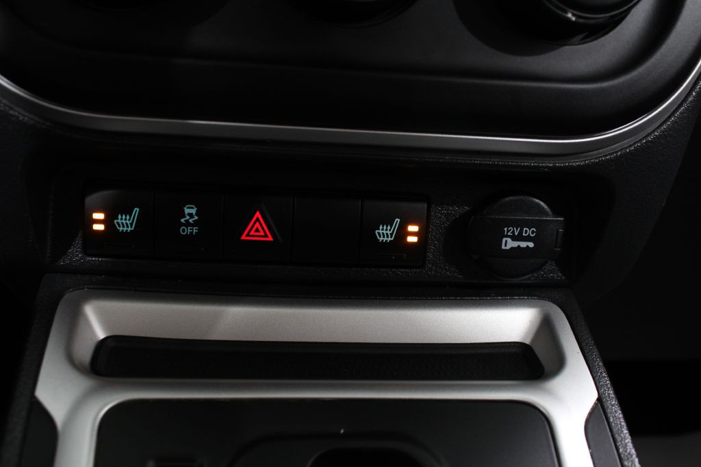 2014 Jeep Compass Image 29