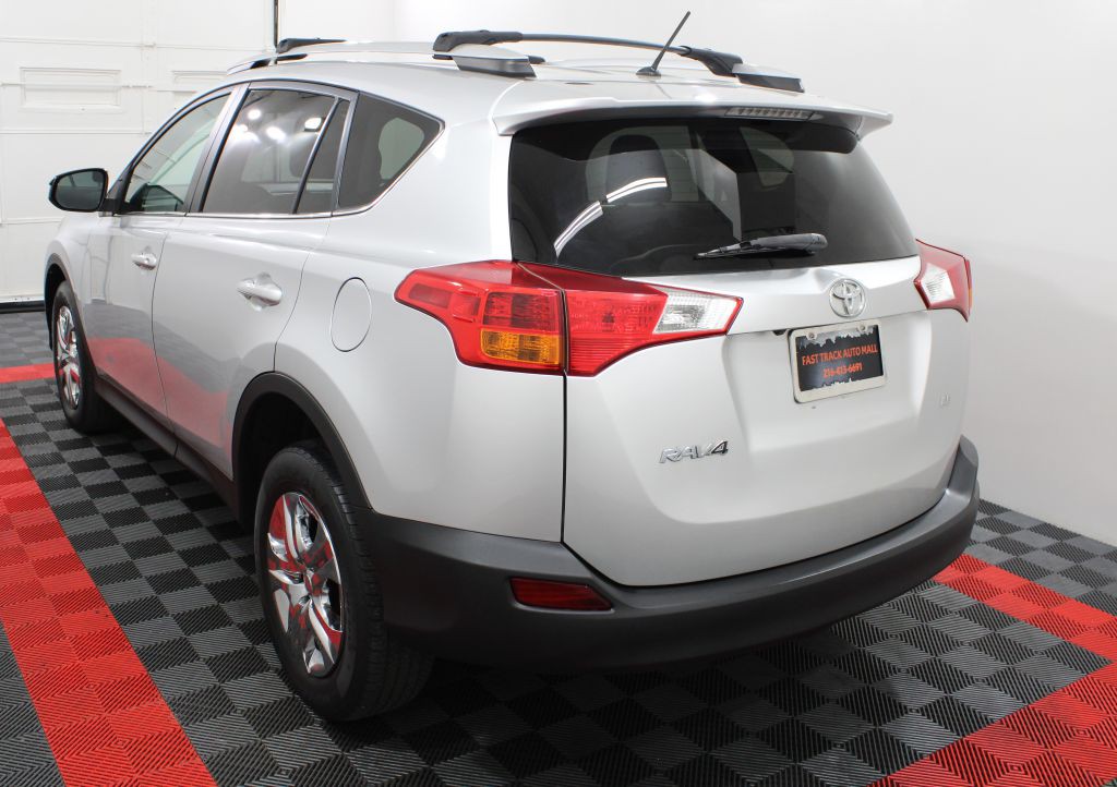 2013 Toyota Rav4 Image 5