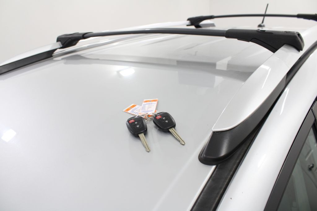 2013 Toyota Rav4 Image 10