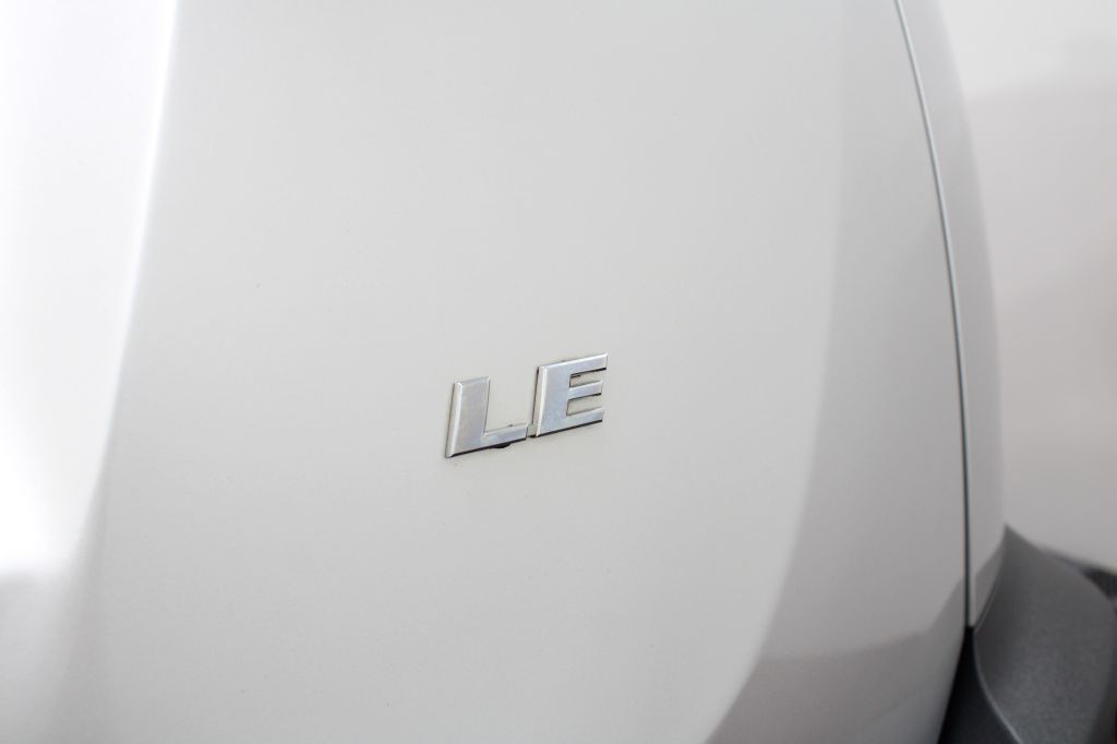 2013 Toyota Rav4 Image 12