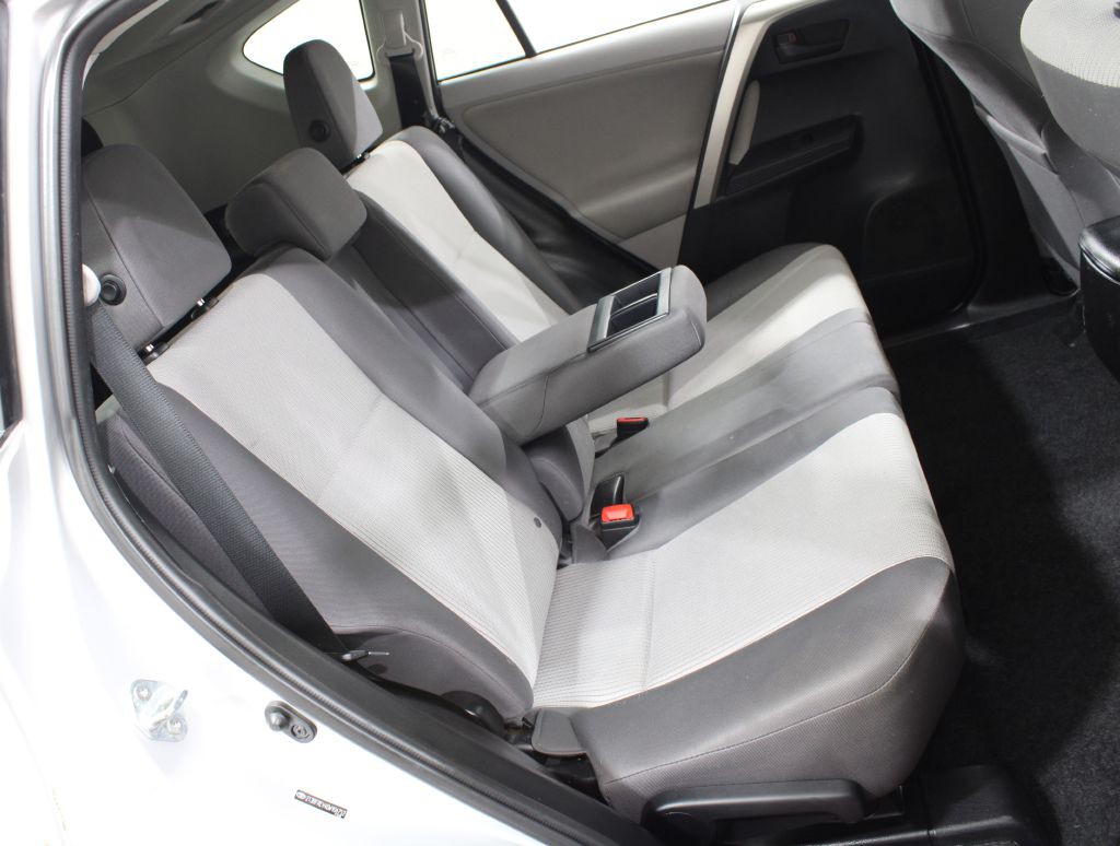 2013 Toyota Rav4 Image 22