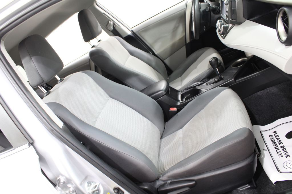 2013 Toyota Rav4 Image 26
