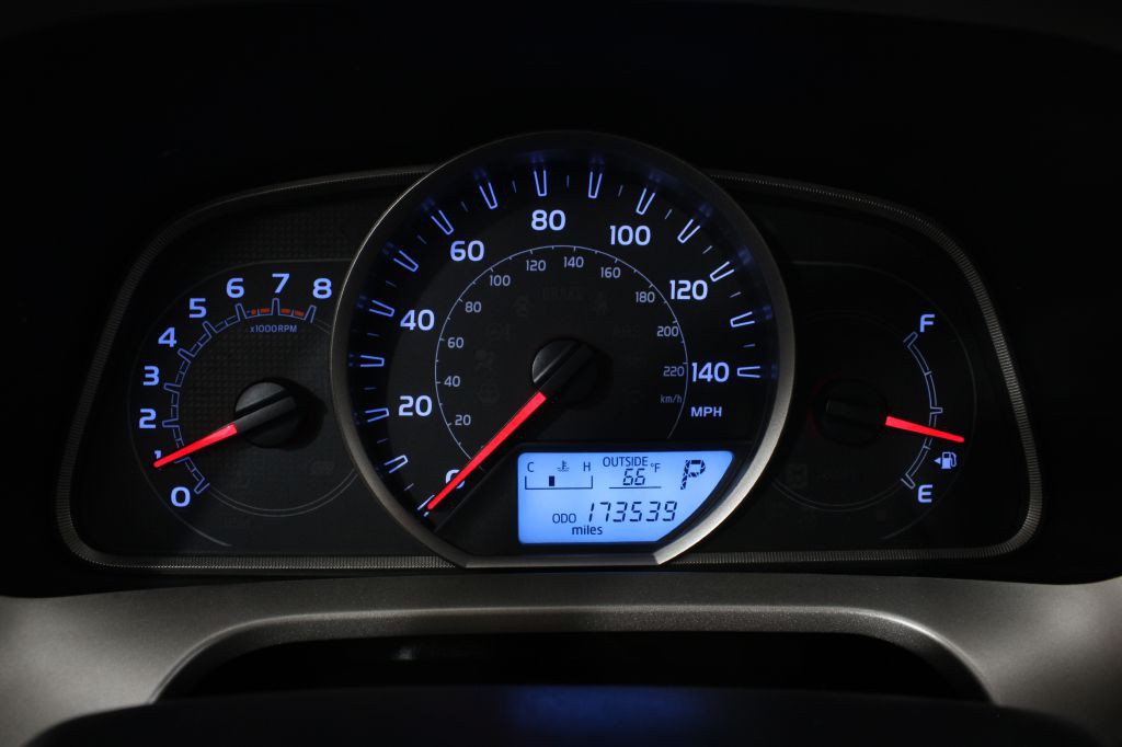 2013 Toyota Rav4 Image 31