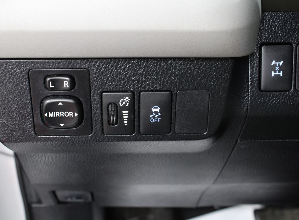 2013 Toyota Rav4 Image 33