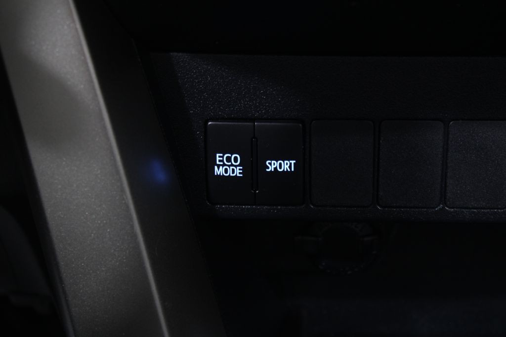 2013 Toyota Rav4 Image 36