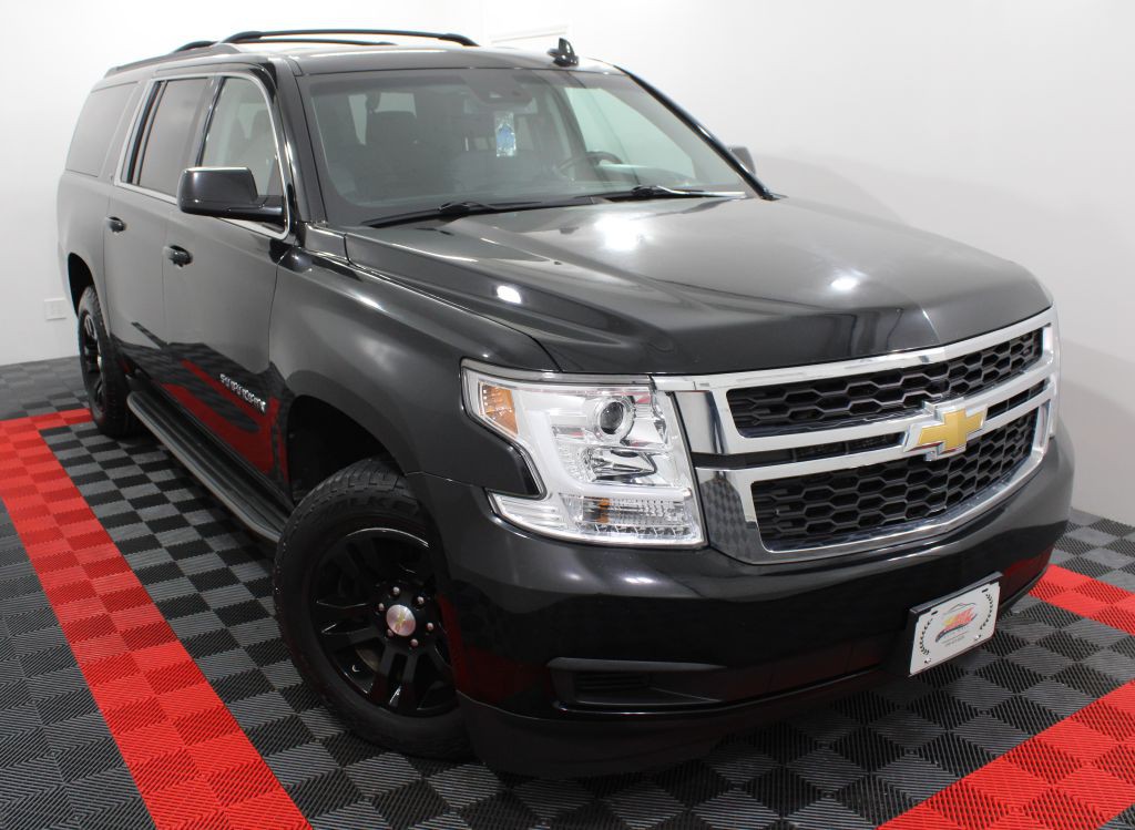 2015 Chevrolet Suburban Image 1