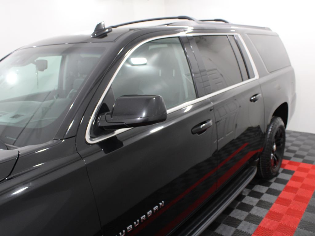 2015 Chevrolet Suburban Image 8