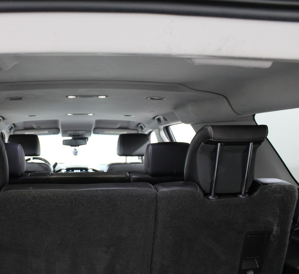 2015 Chevrolet Suburban Image 19