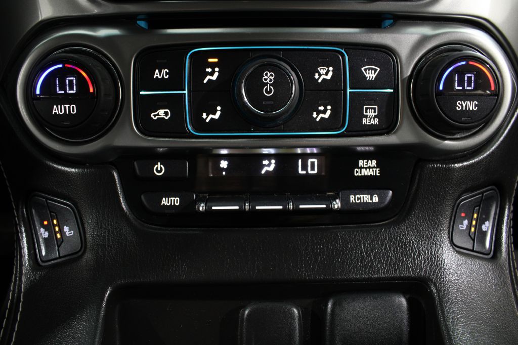 2015 Chevrolet Suburban Image 36