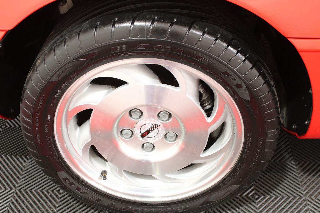 1995 Chevrolet Corvette Image 32