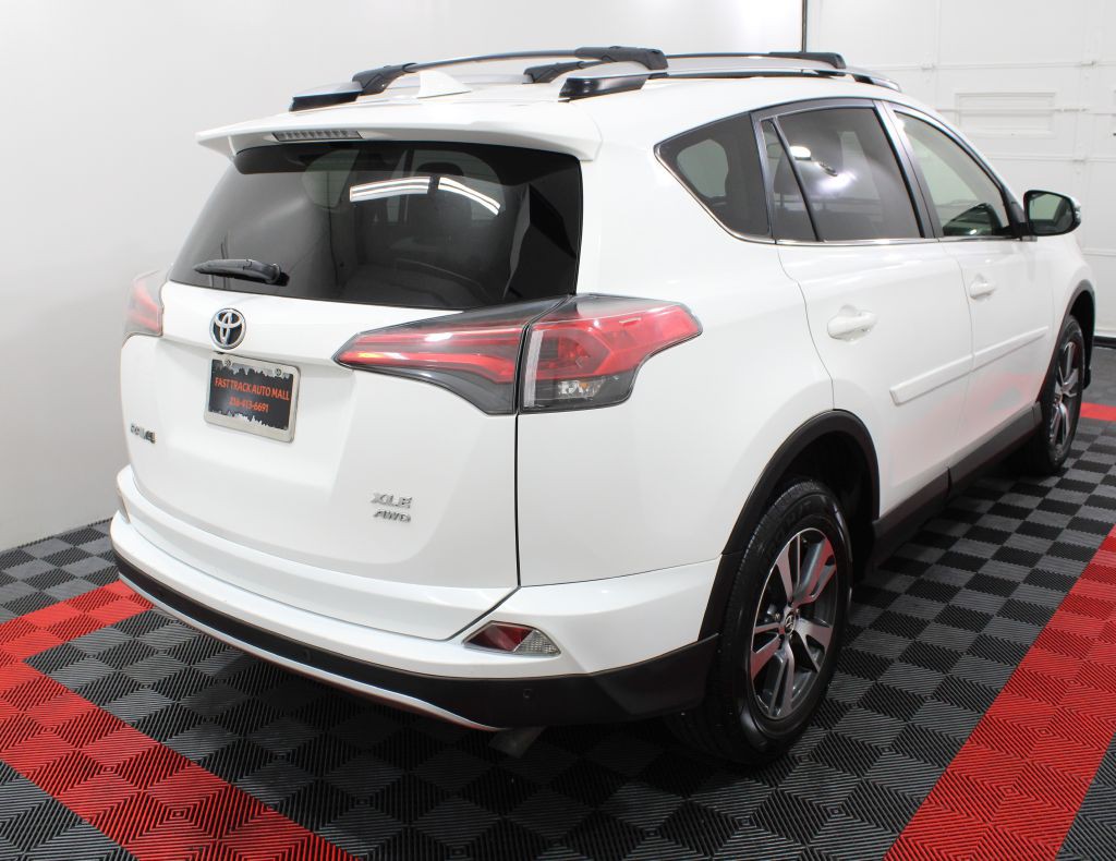 2016 Toyota Rav4 Image 7