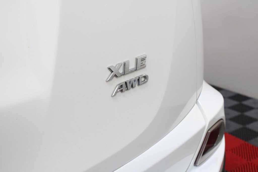 2016 Toyota Rav4 Image 12