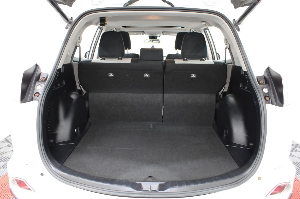 2016 Toyota Rav4 Image 19