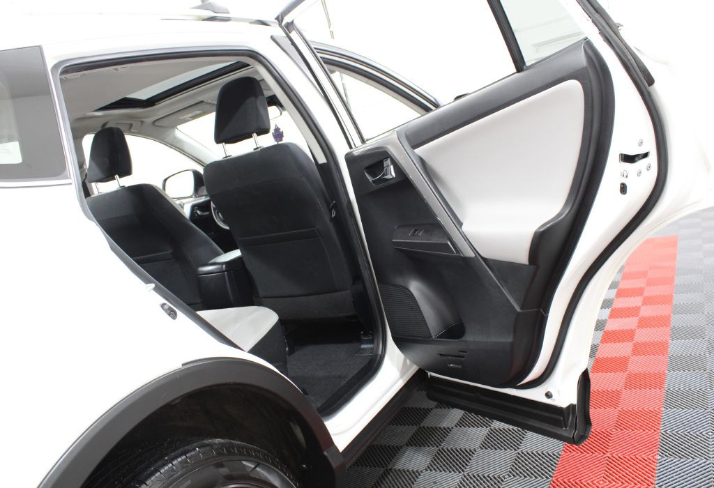 2016 Toyota Rav4 Image 20