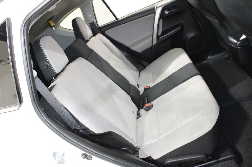 2016 Toyota Rav4 Image 22