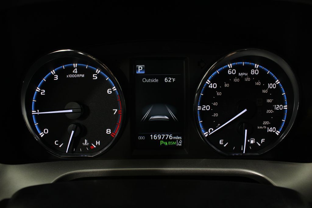 2016 Toyota Rav4 Image 28