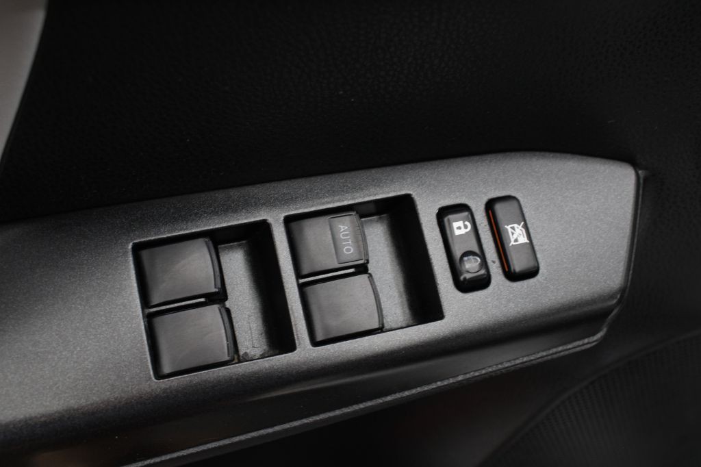 2016 Toyota Rav4 Image 34