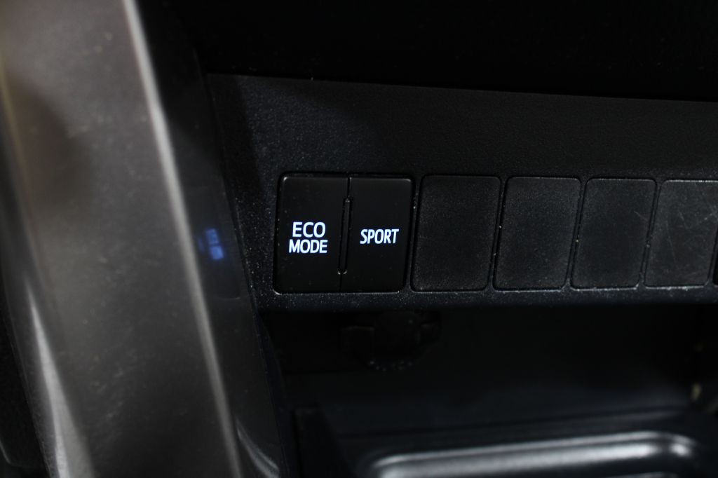 2016 Toyota Rav4 Image 38