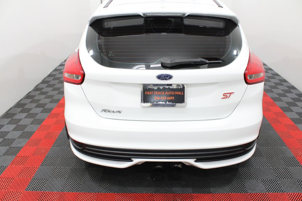 2018 Ford Focus Image 6