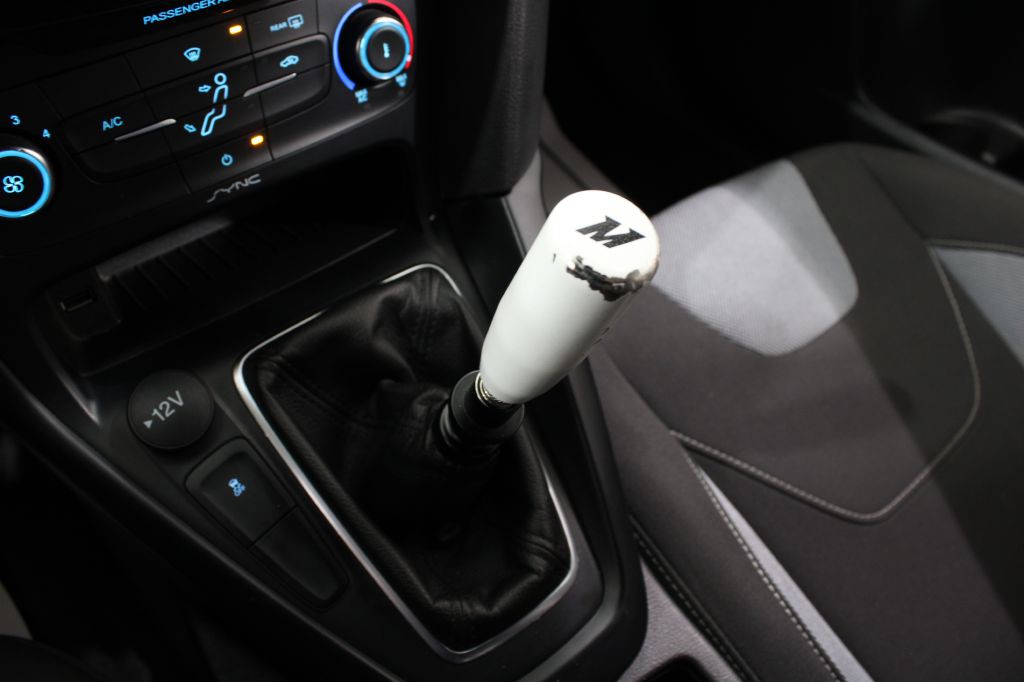 2018 Ford Focus Image 37