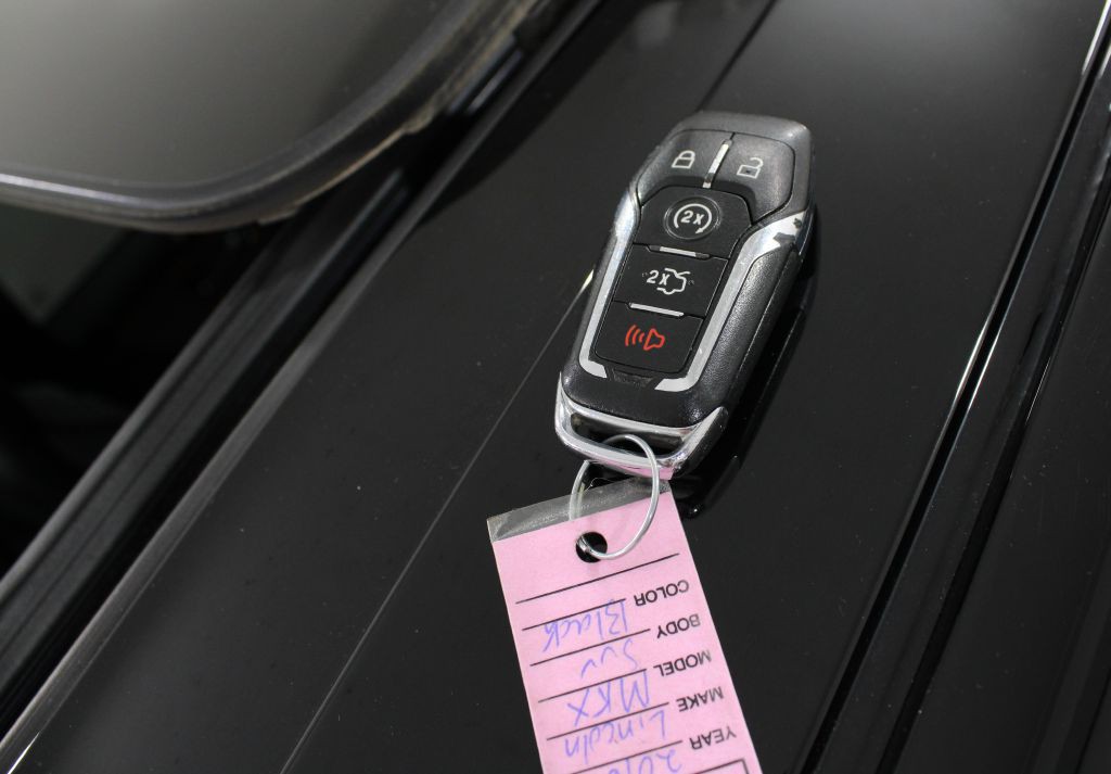 2016 Lincoln MKX Image 11
