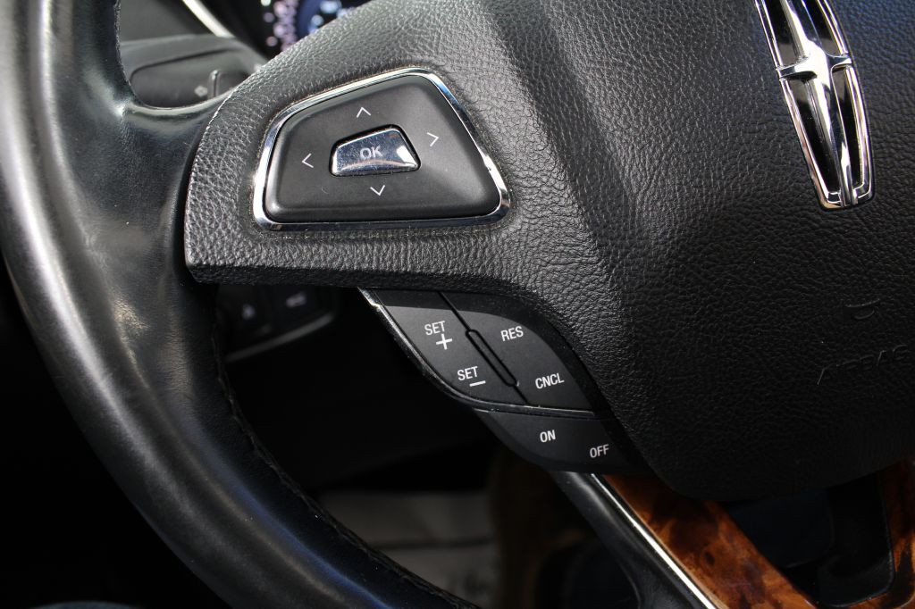2016 Lincoln MKX Image 36