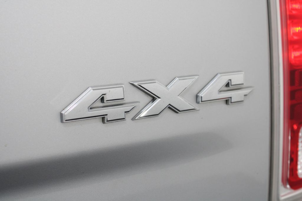2015 RAM 1500 Image 9