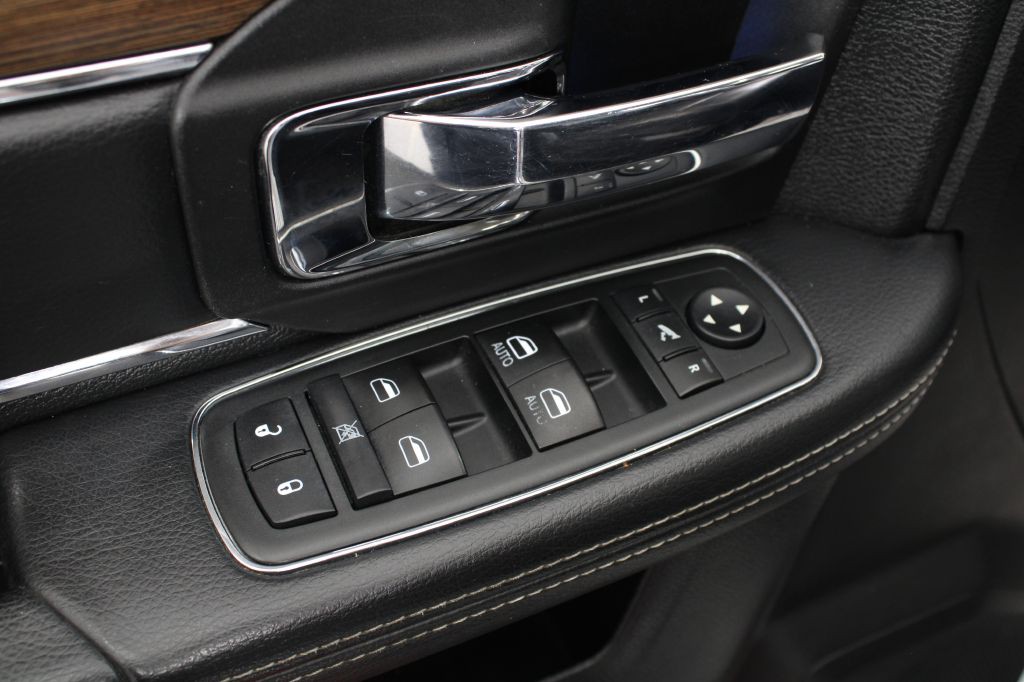 2015 RAM 1500 Image 32