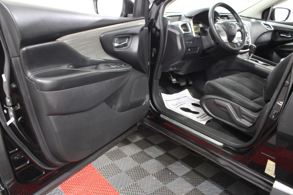 2017 Nissan Murano Image 15