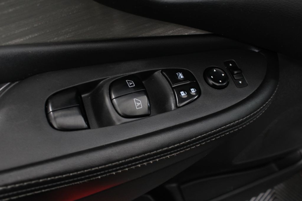 2017 Nissan Murano Image 38