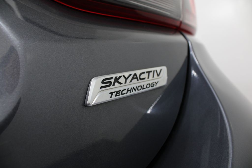 2015 Mazda Mazda6 Image 11