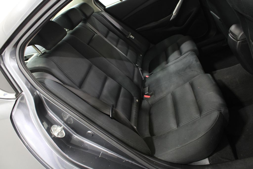 2015 Mazda Mazda6 Image 17