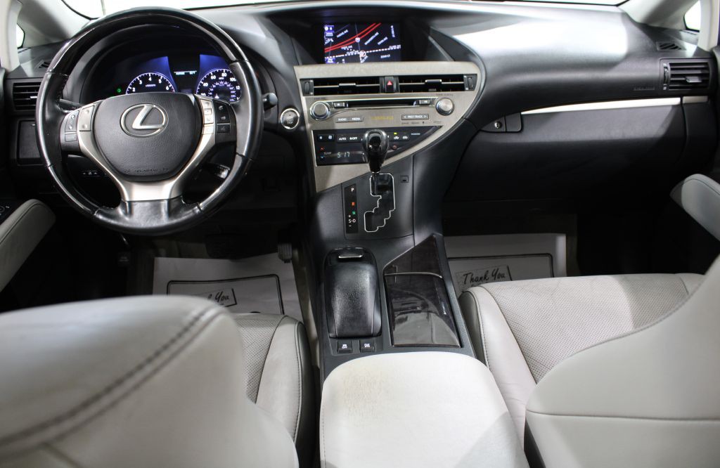 2013 Lexus RX Image 2